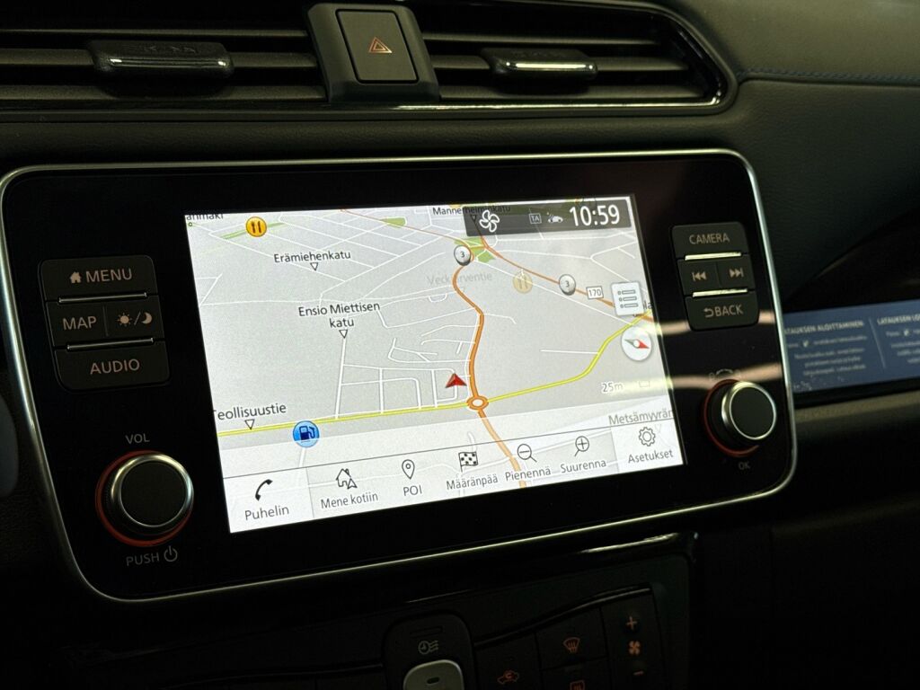 Nissan Leaf 2023 Valkoinen