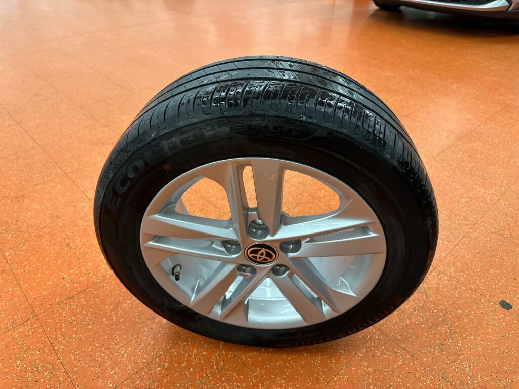 Toyota Corolla 2023 Harmaa