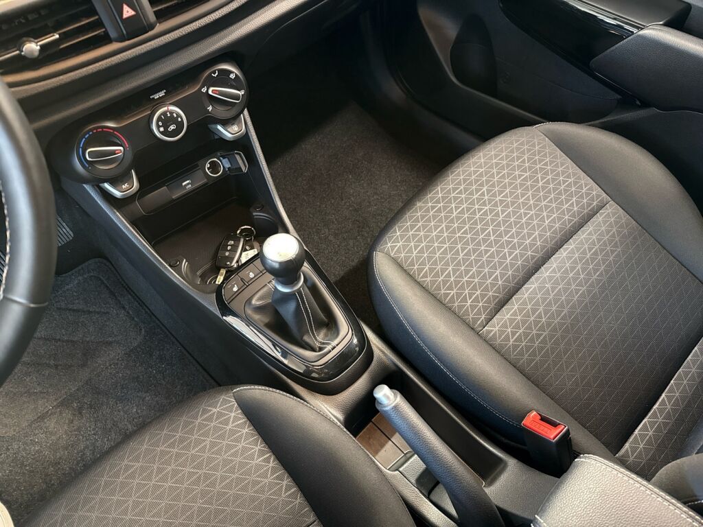 Kia Picanto 2024 Harmaa