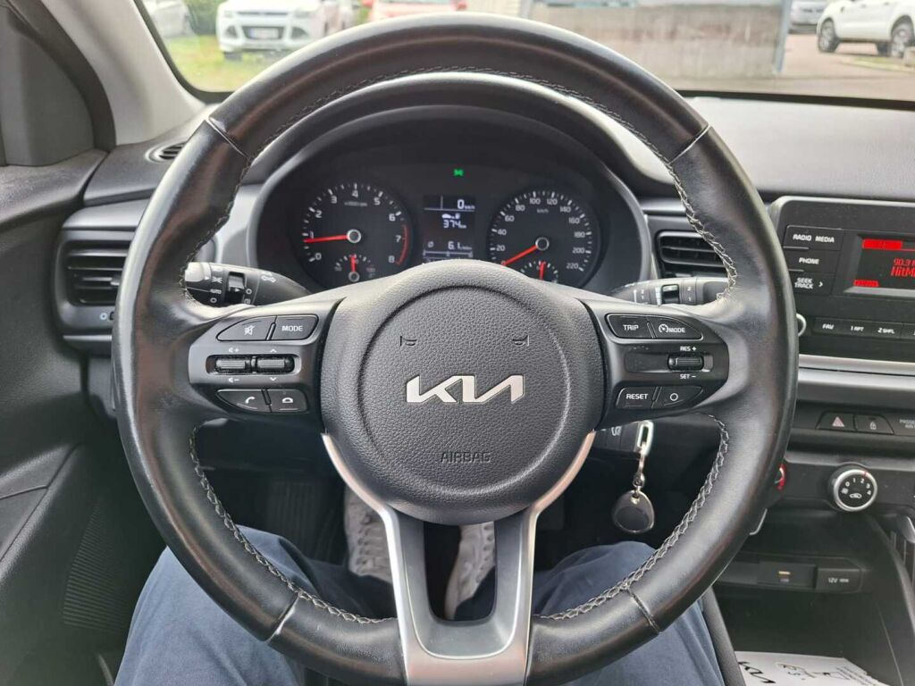 Kia Rio 2024 Vihreä