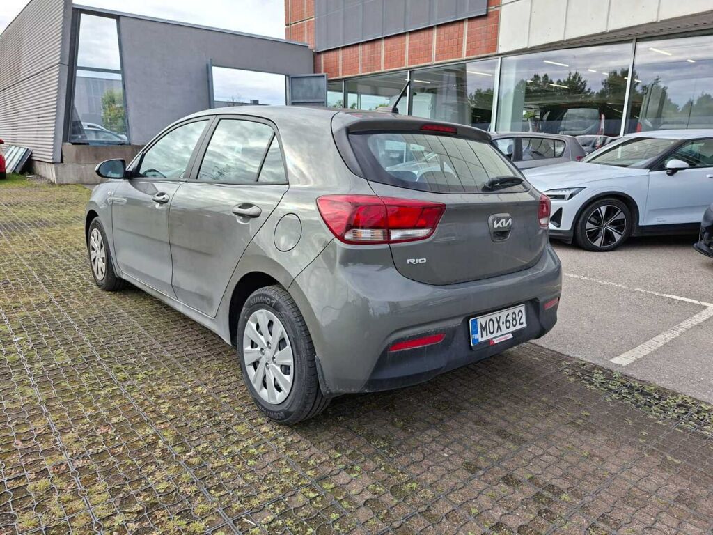 Kia Rio 2024 Vihreä