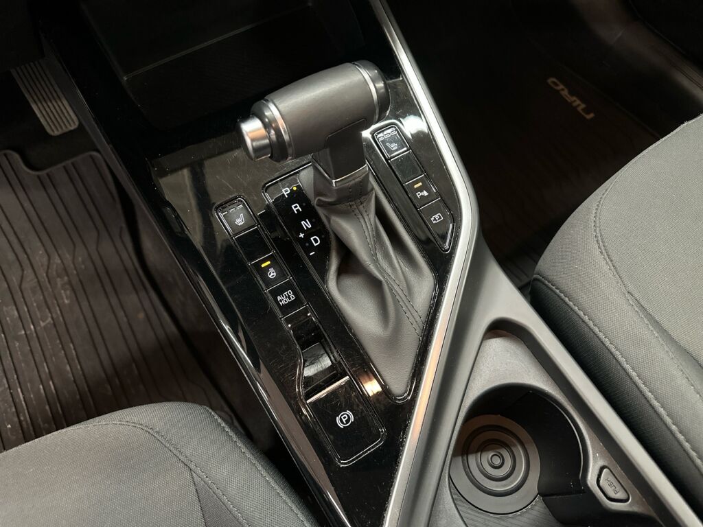 Kia Niro 2022 Punainen