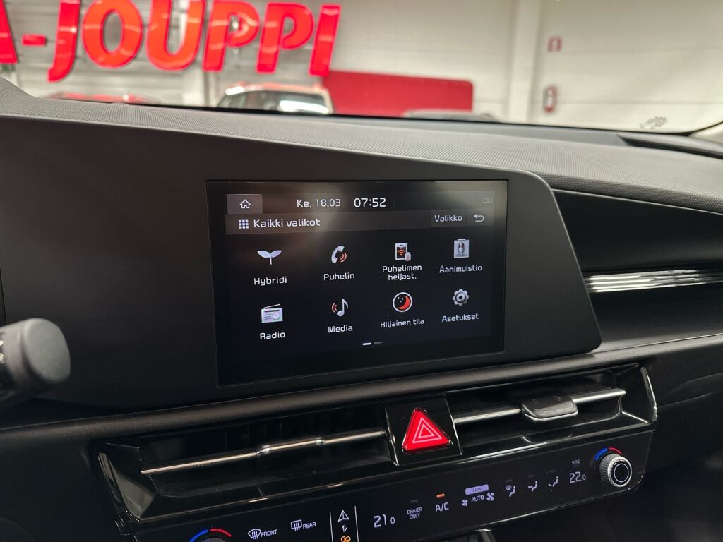 Kia Niro 2022 Punainen