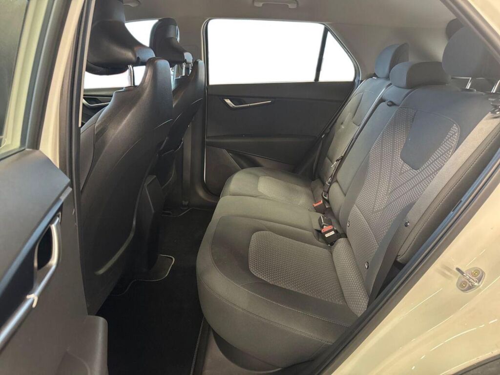 Kia Niro 2022 Valkoinen