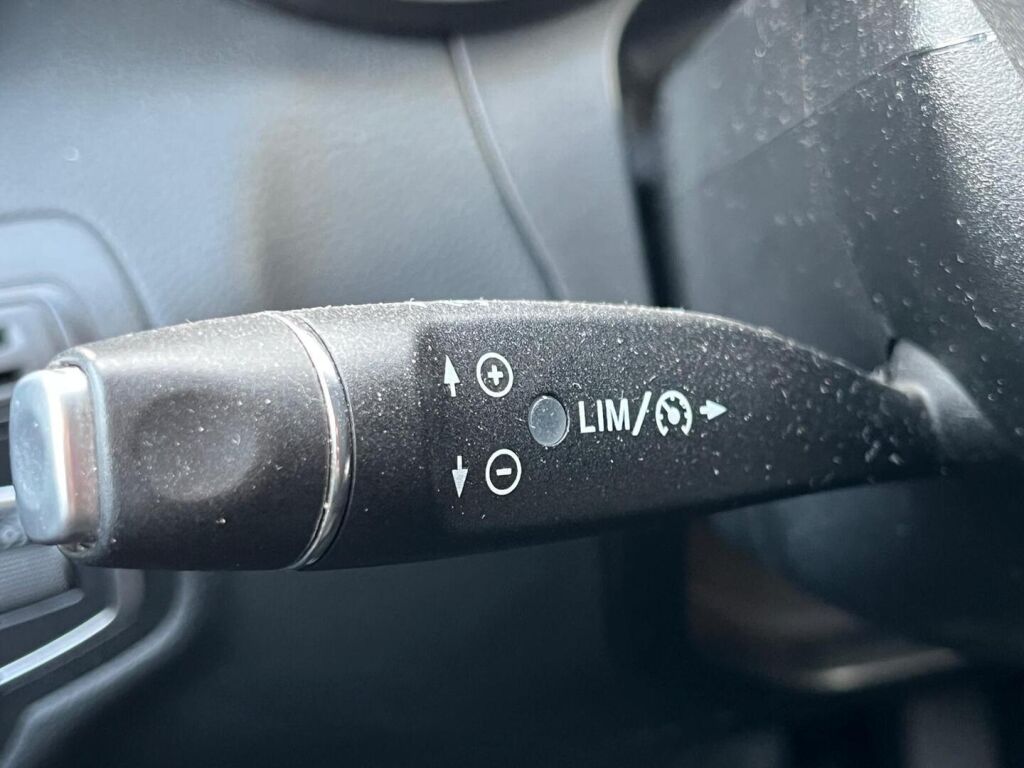 Mercedes-Benz C 2016 Harmaa