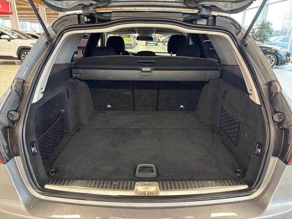 Mercedes-Benz C 2016 Harmaa