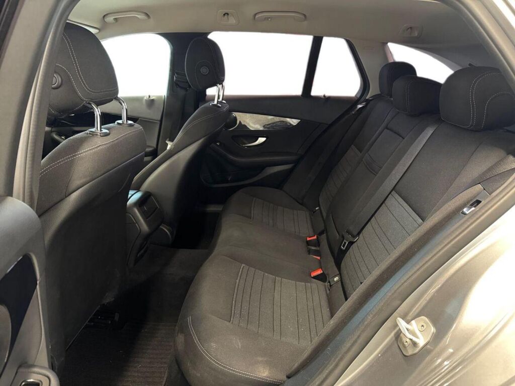 Mercedes-Benz C 2016 Harmaa