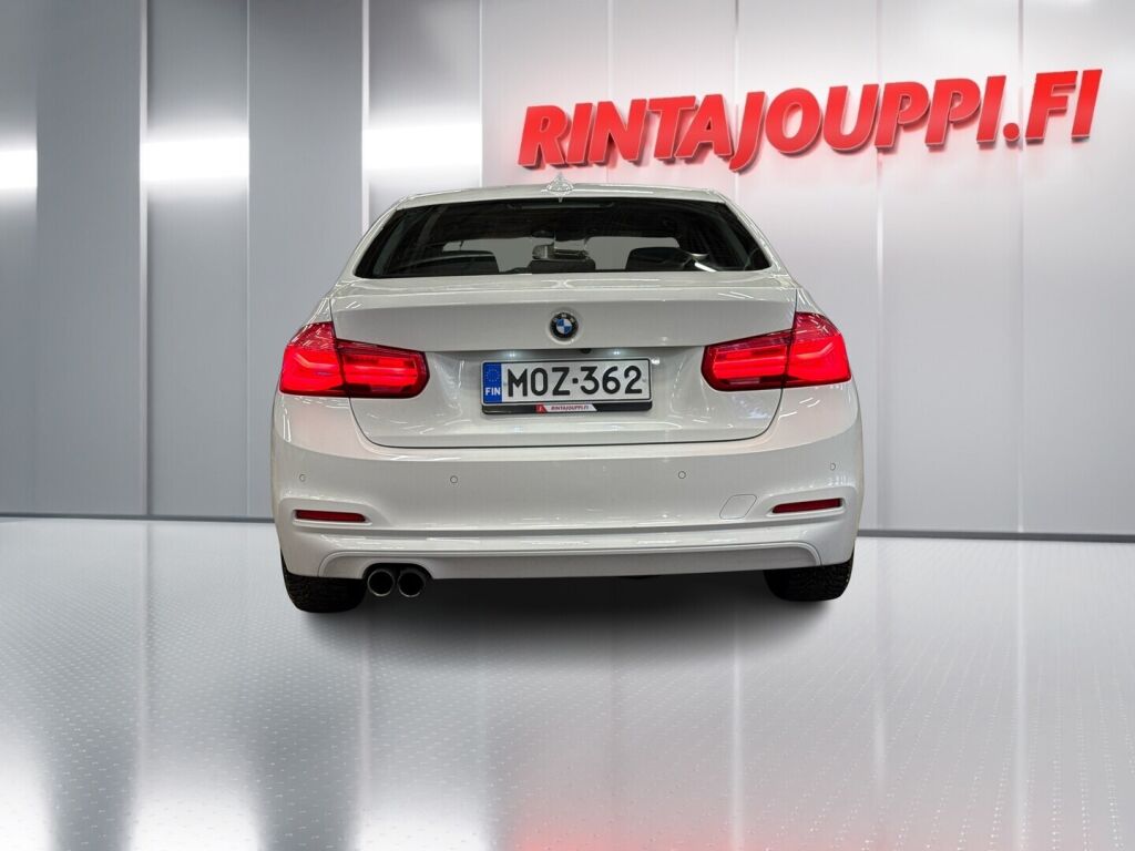 BMW 330 2016 Valkoinen