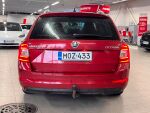 Skoda Octavia 2016 Punainen