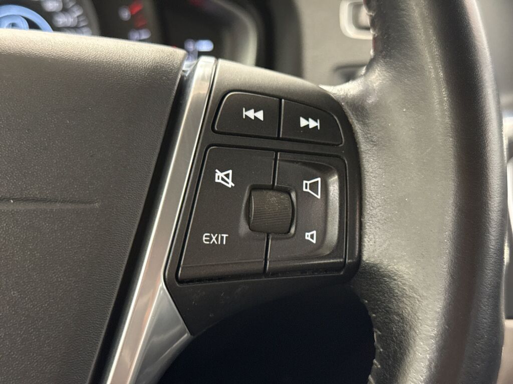 Volvo V60 Cross Country 2016 Valkoinen