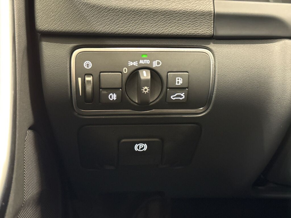 Volvo V60 Cross Country 2016 Valkoinen