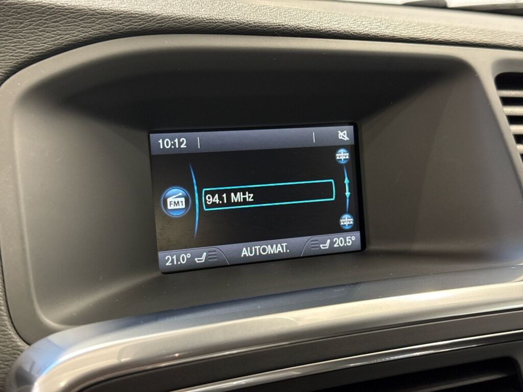 Volvo V60 Cross Country 2016 Valkoinen