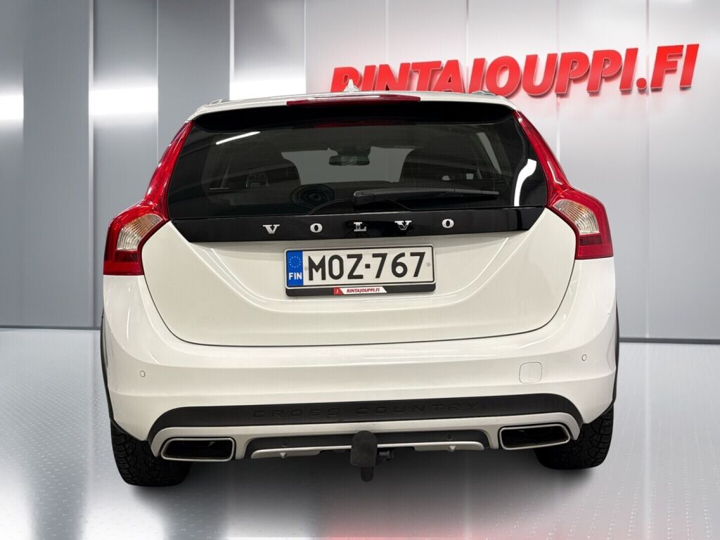 Volvo V60 Cross Country 2016 Valkoinen