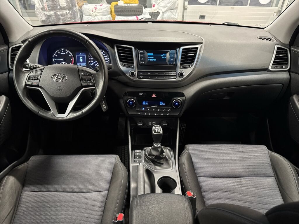 Hyundai Tucson 2016 Punainen
