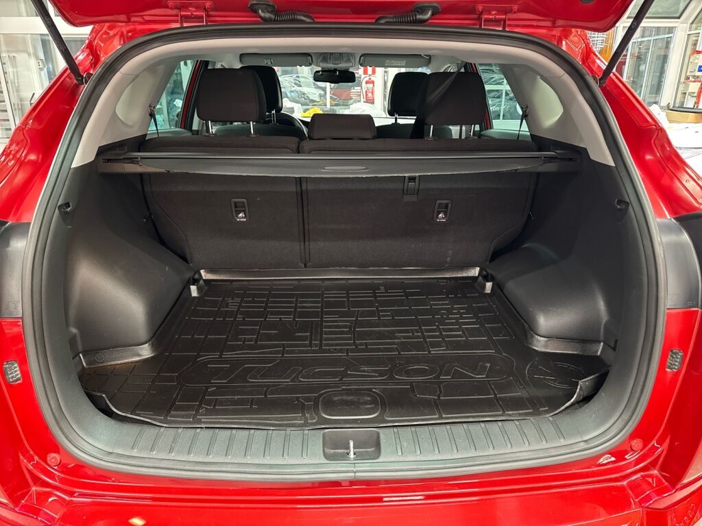 Hyundai Tucson 2016 Punainen