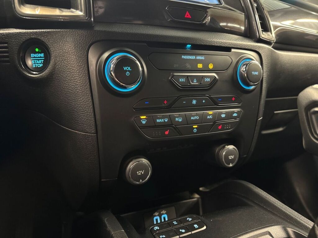 Ford Ranger 2021 Musta