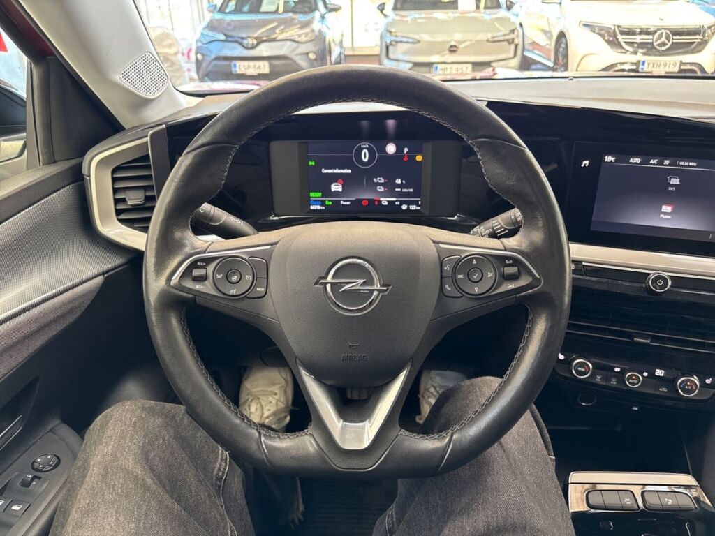 Opel Mokka-e 2023 Punainen(Red Rubi)