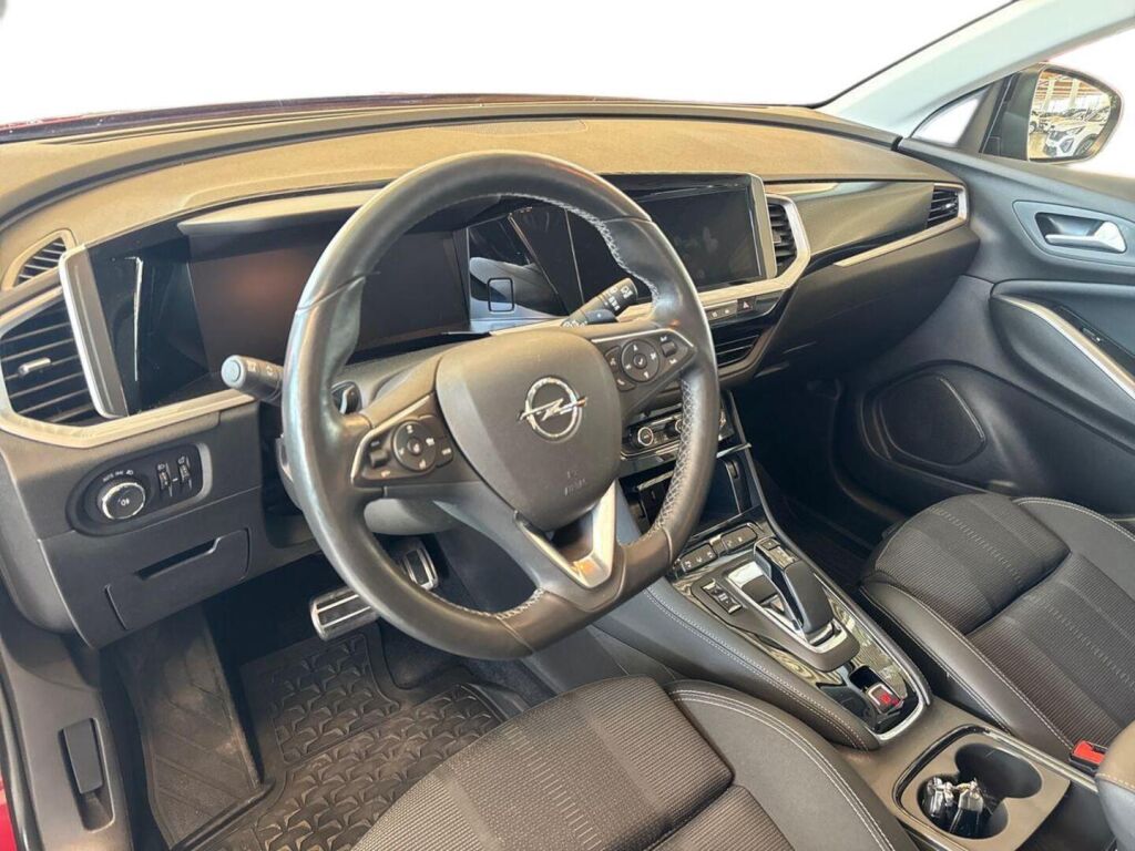 Opel Grandland 2023 Punainen