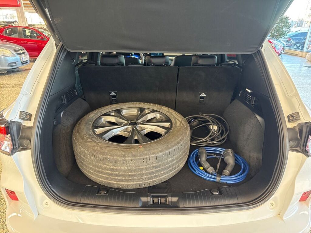 Ford Kuga 2024 Frozen White