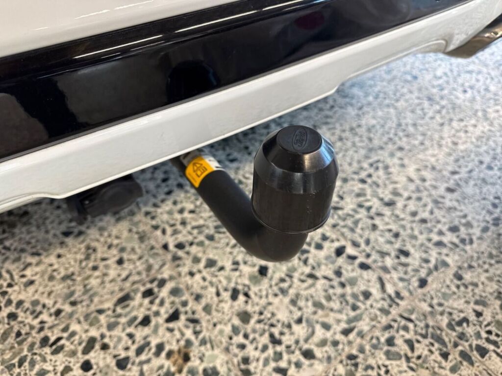 Ford Kuga 2024 Frozen White