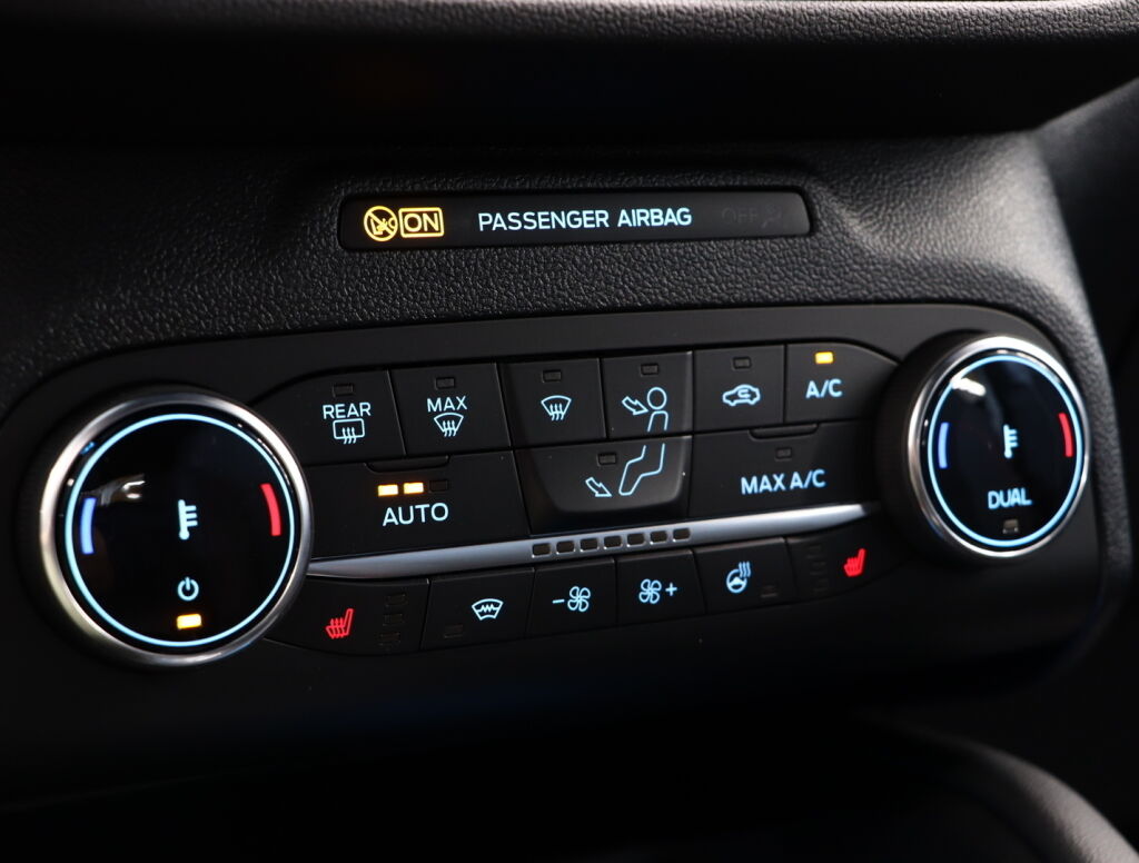 Ford Kuga 2024 Frozen White