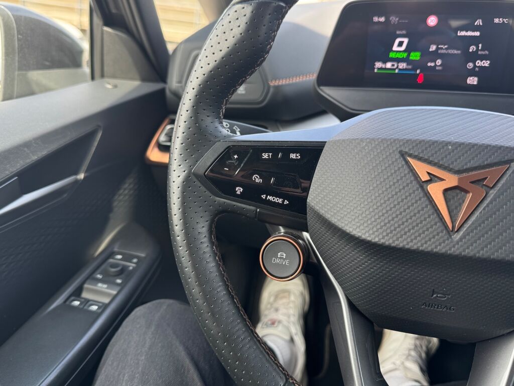 Cupra Born 2023 Harmaa