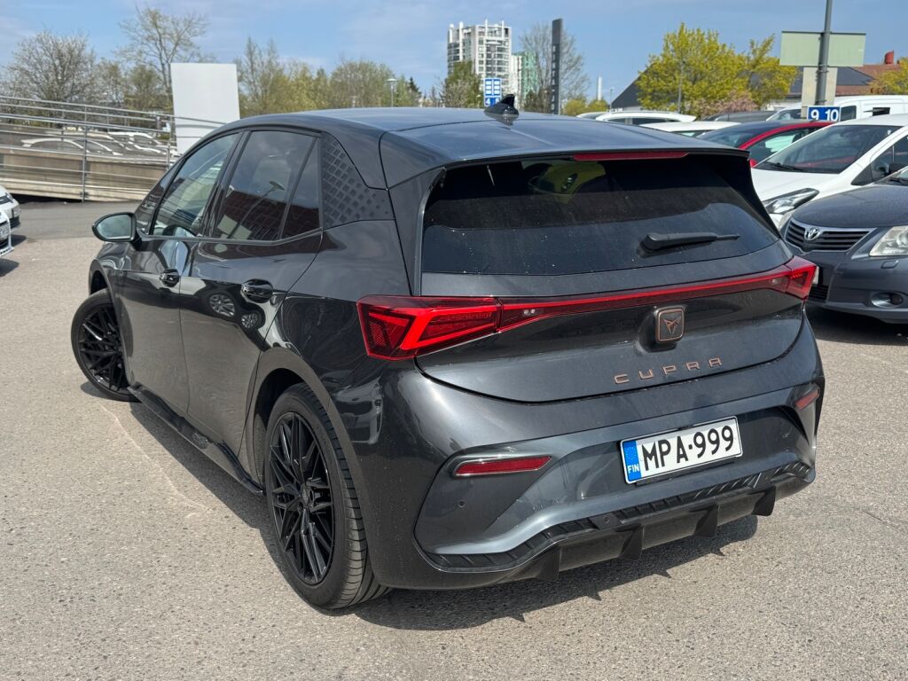 Cupra Born 2023 Harmaa