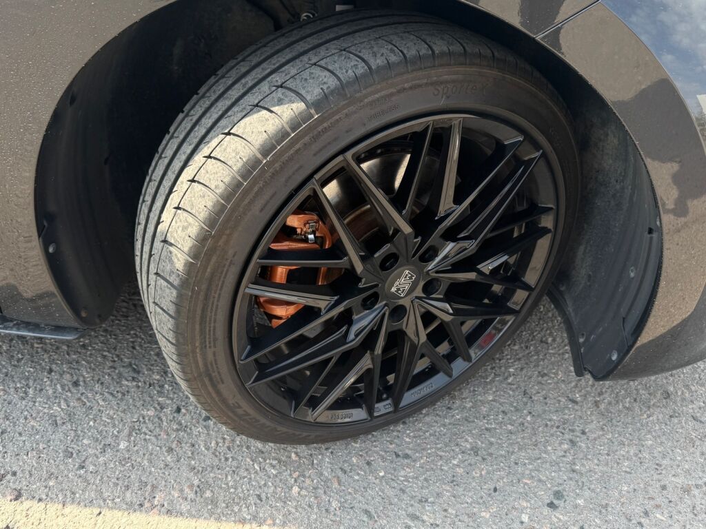 Cupra Born 2023 Harmaa
