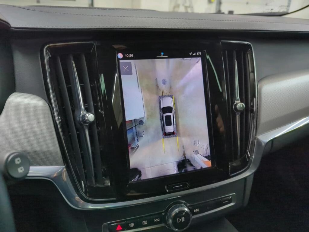 Volvo V90 2024 Ruskea (beige)