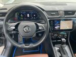 Skoda Superb 2023 Musta