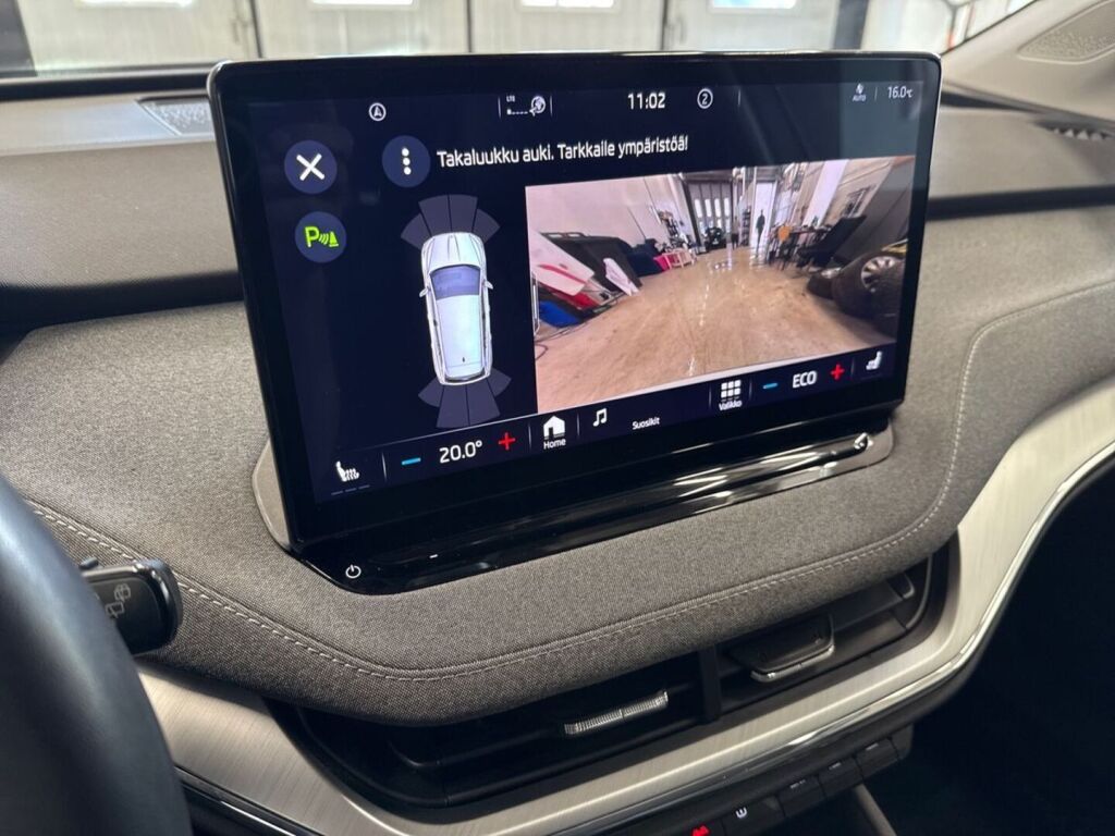 Skoda Enyaq 2023 Valkoinen