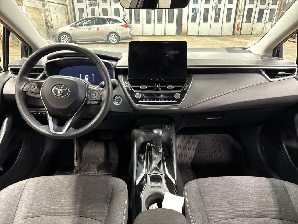 Toyota Corolla 2024 Musta