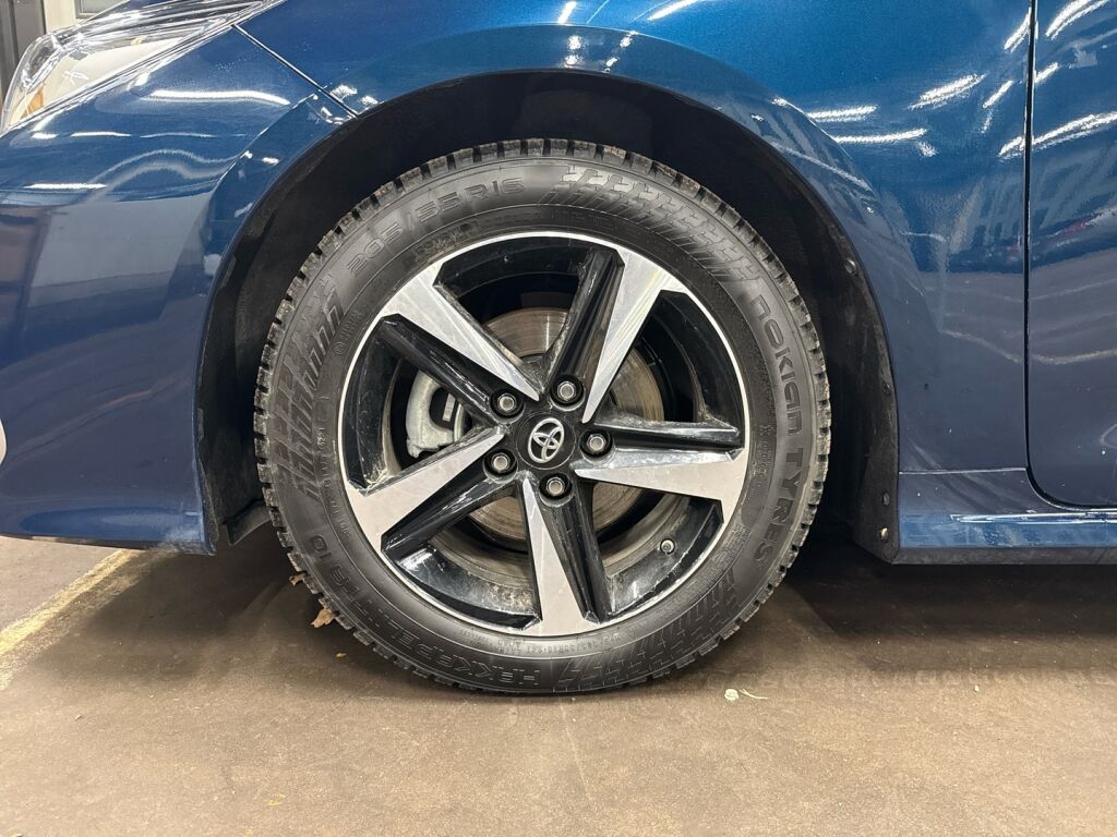 Toyota Corolla 2024 Musta