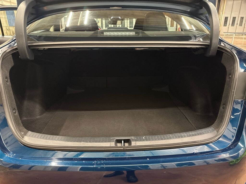 Toyota Corolla 2024 Musta