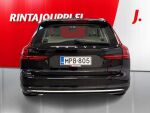 Volvo V90 2024 Musta