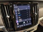 Volvo V90 2024 Musta