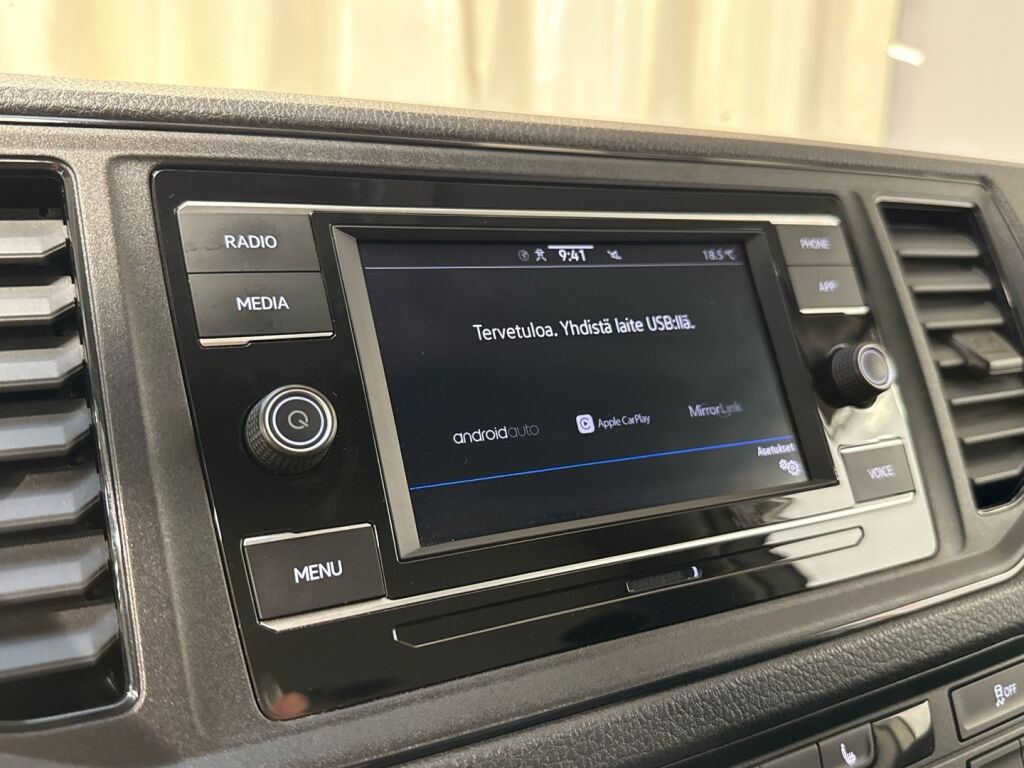 Volkswagen Crafter 2023 Valkoinen