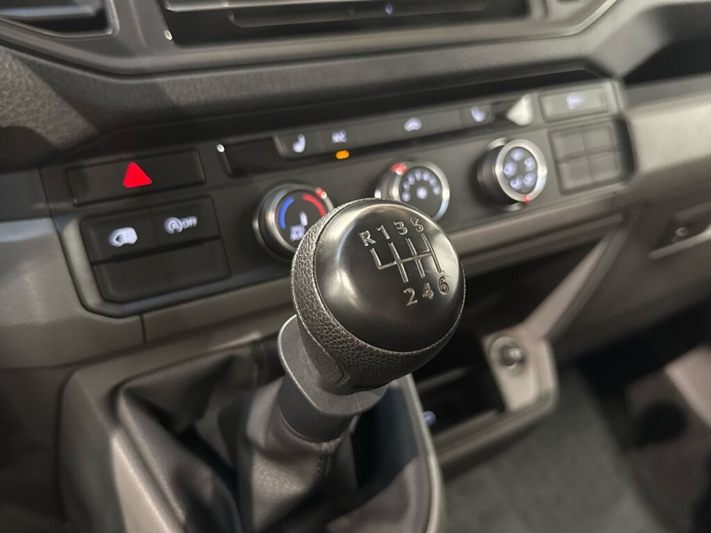 Volkswagen Crafter 2023 Valkoinen