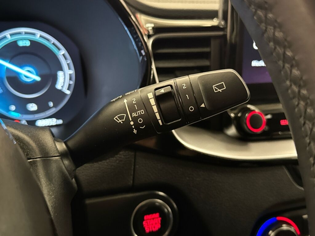 Kia Ceed 2023 Valkoinen