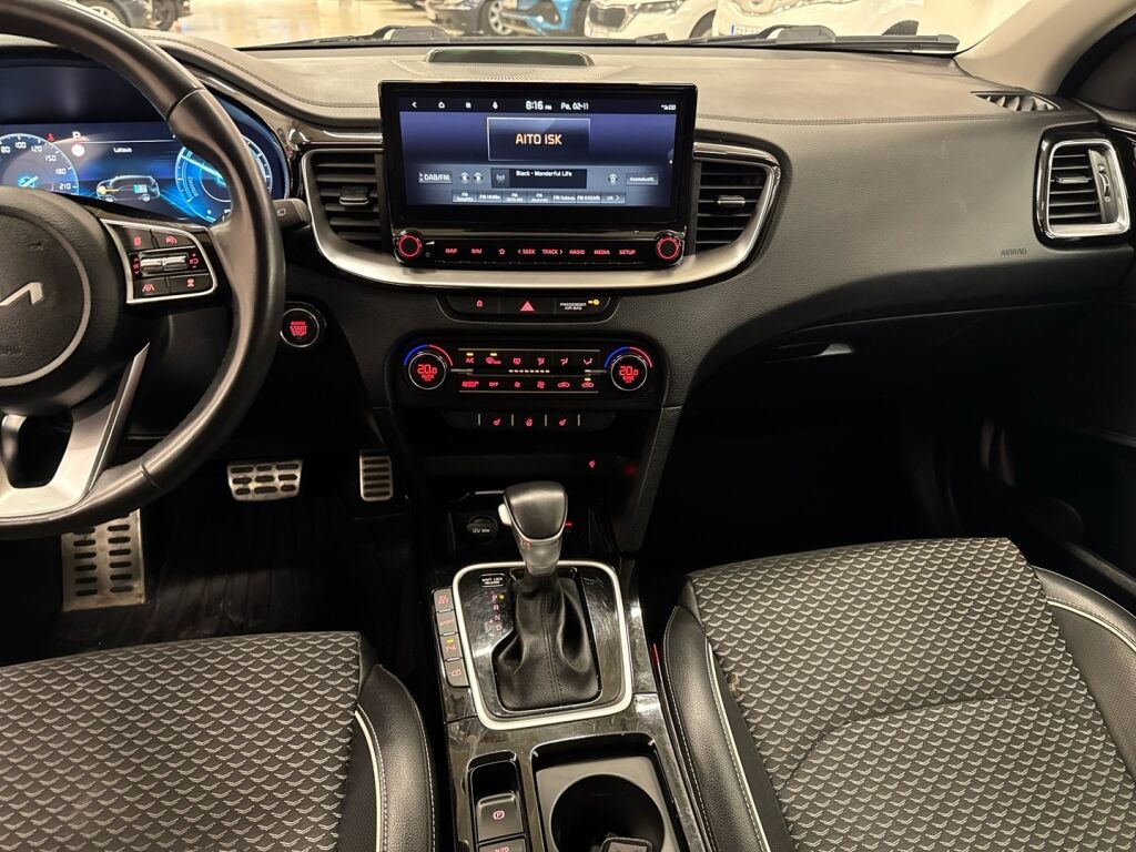 Kia Ceed 2023 Valkoinen