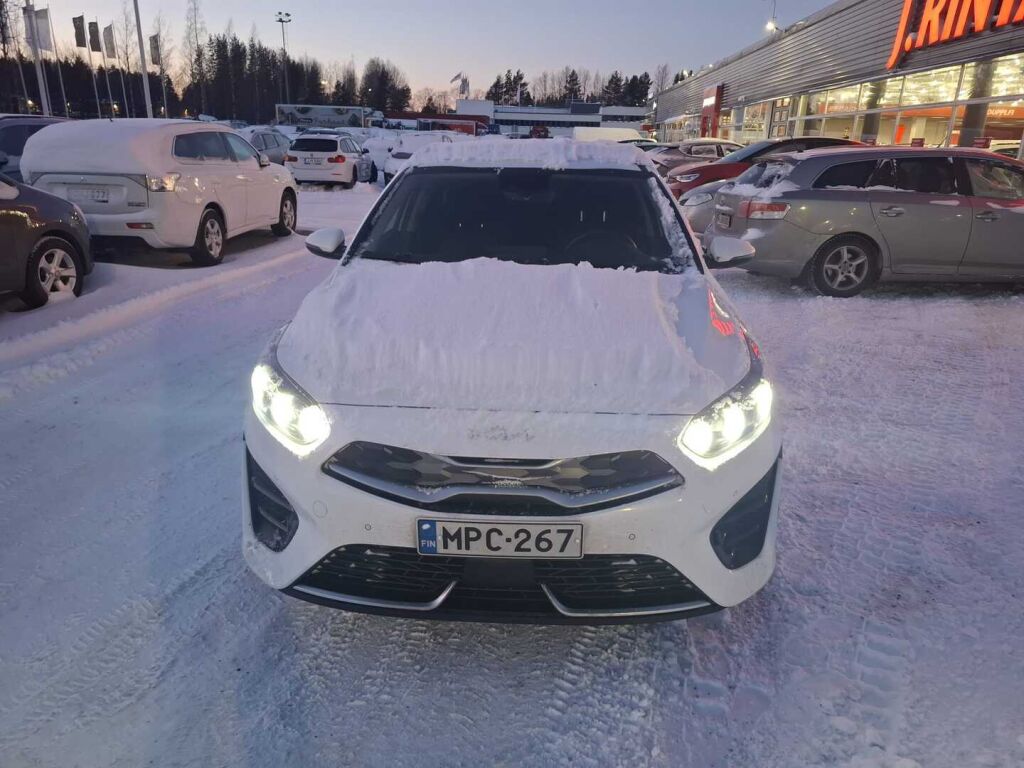 Kia Ceed 2023 Valkoinen