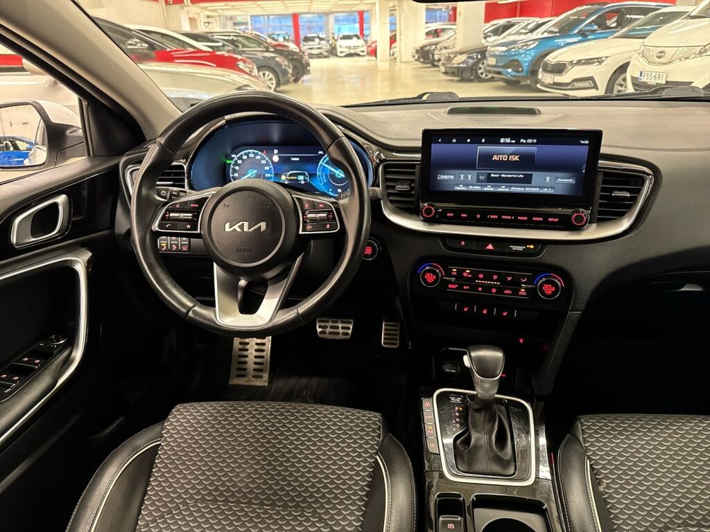 Kia Ceed 2023 Valkoinen