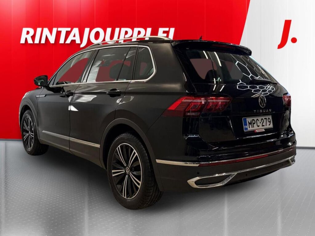 Volkswagen Tiguan 2023 Musta