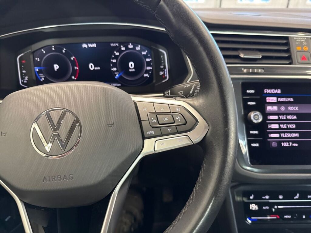 Volkswagen Tiguan 2023 Musta
