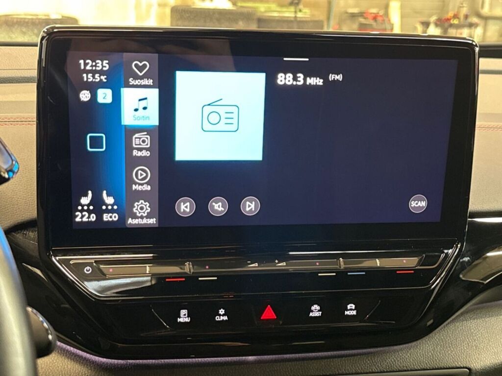 Volkswagen ID.4 2023 Musta