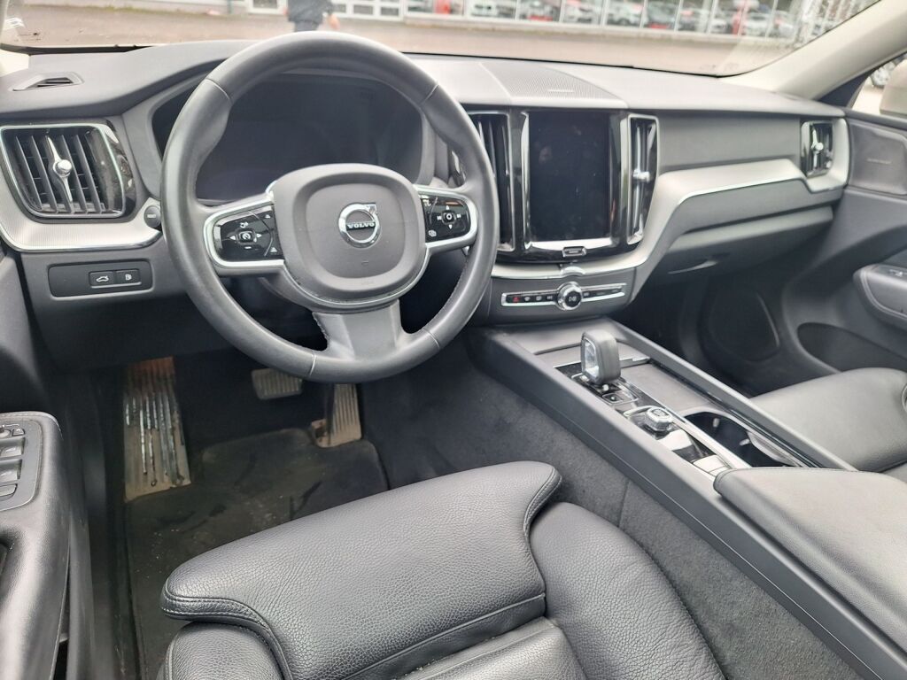 Volvo XC60 2024 Ruskea (beige)