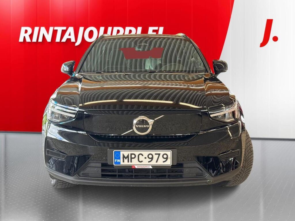 Volvo XC40 2023 Musta