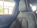 Volvo XC40 2023 Musta