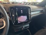 Volvo XC40 2023 Musta