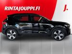 Volvo XC40 2023 Musta